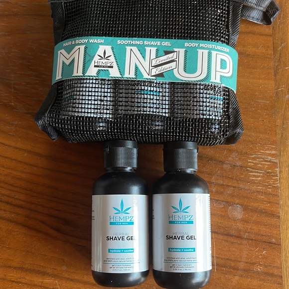 Man Up Hempz kit of body wash - shaving gel - moisturizer - Picture 5 of 5